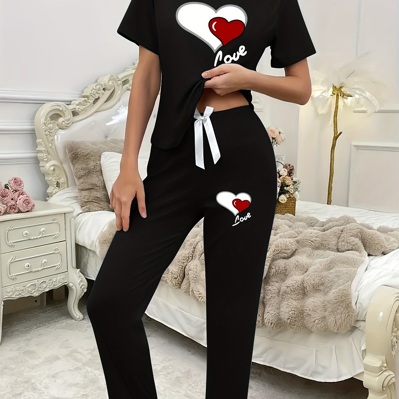Casual Leisure Suit, Women's Double Love Print Short Sleeve Round Neck T-shirt and Pants Pajama Two-Piece Set Casual Comfortable Soft Home Clothes