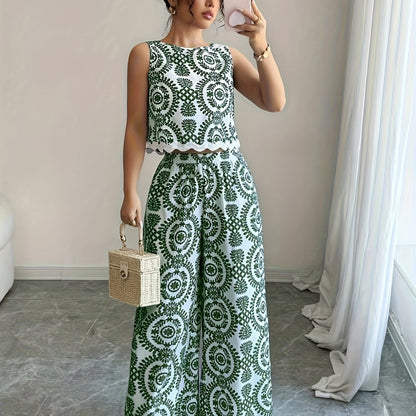 2 հատ կանացի բուսական նախշերով կլոր վզնոցով անթև վերնաշապիկի և տաբատի հավաքածու