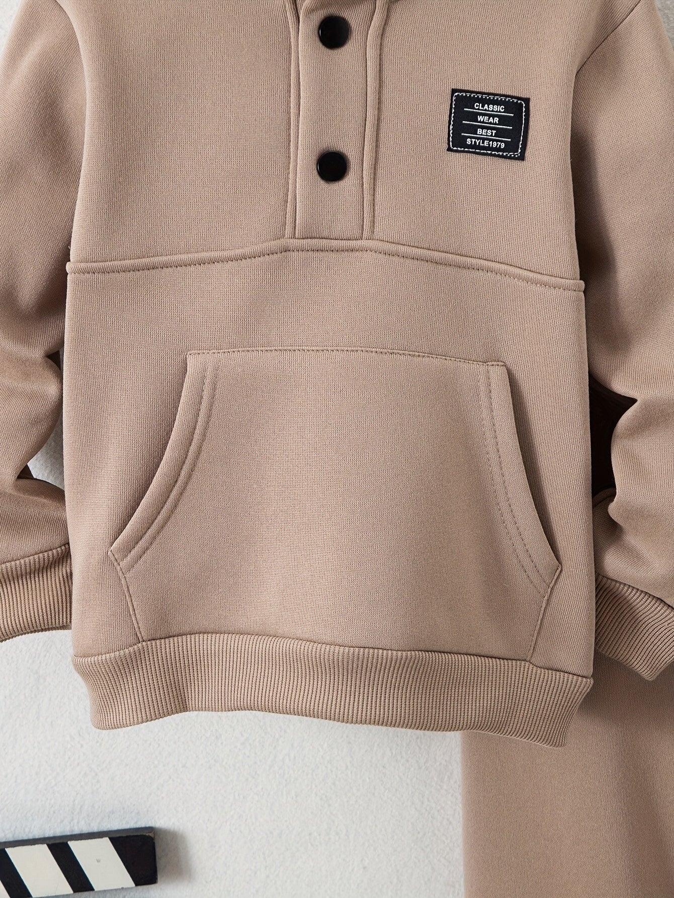 Տղաների հարմարավետ բրդյա աստառով վերնաշապիկի և սպորտային տաբատի հավաքածու - ձիթապտղի կանաչ, առօրյա ձմեռային հագուստ գրպաններով, հաստ տաքություն աշնան և ձմռան համար, սովորական չափսի, առօրյա հագուստ, բացօթյա օգտագործման համար