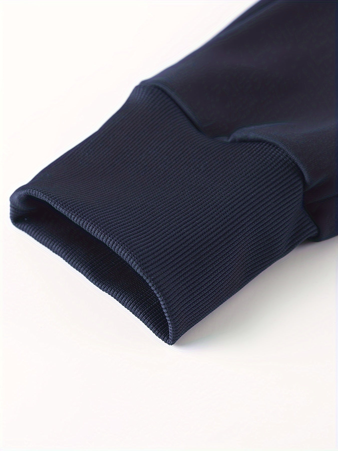 Գարնանային և աշնանային տղամարդկանց առօրյա սպորտային միագույն կոստյում