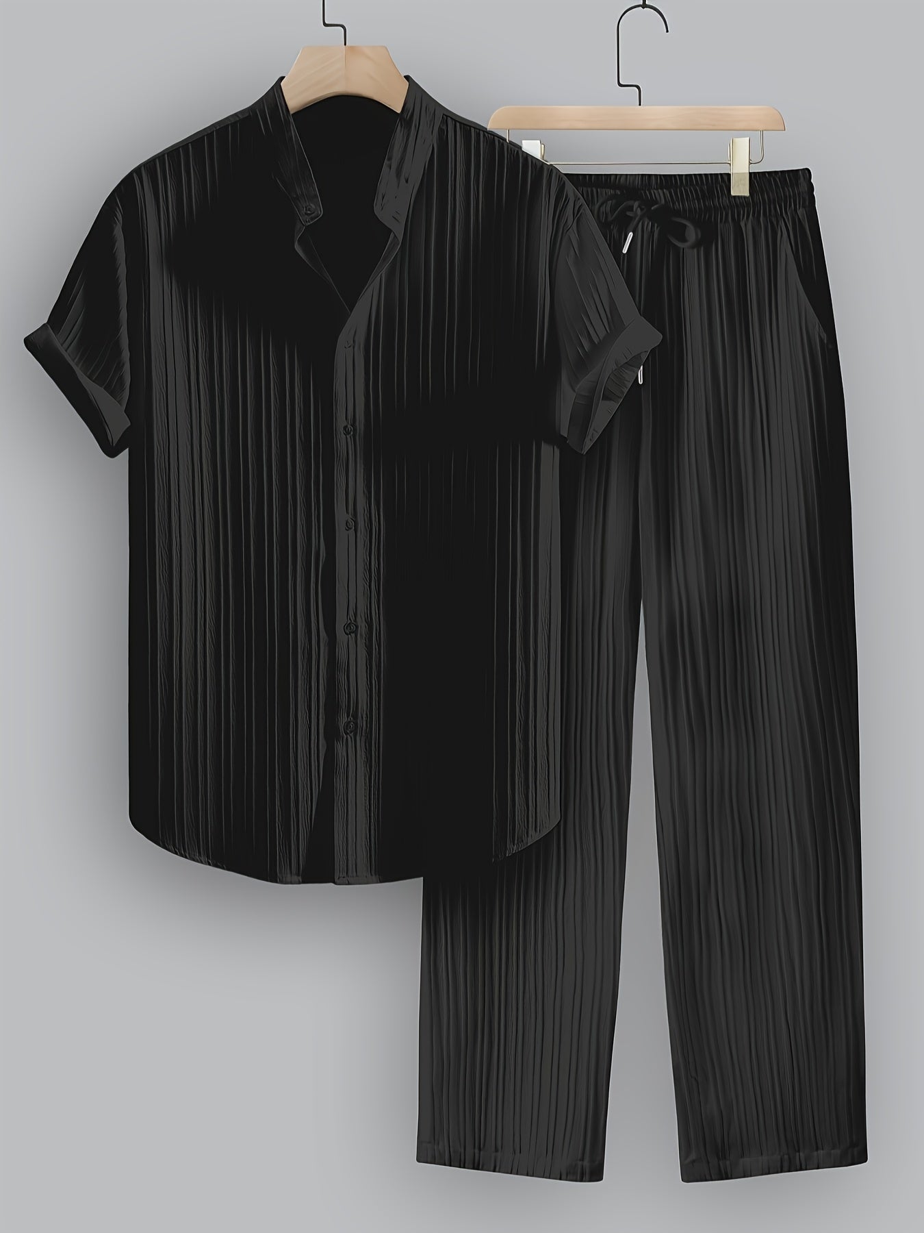 2-Piece Men's Summer Striped Polyester Suit, Short Sleeve Stand Collar Shirt and Drawstring Pants, Non-Stretch Fabric, Suitable for Casual Wear and Beach Vacation, Solid Color