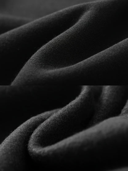 Տղամարդու առօրյա վերնաշապիկի հավաքածու՝ աշնանային և ձմեռային համար, որը ներառում է գլխարկով սվիտեր և սպորտային կարդիգան՝ պատչվորք դիզայնով։