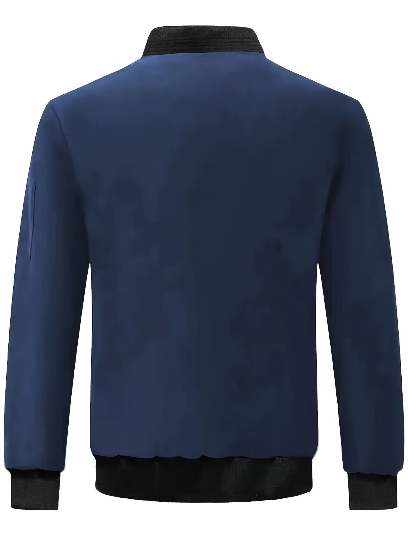 Տղամարդու նորաձև սև սպորտային առօրյա բաճկոն՝ թեթև բոմբեր՝ կայծակաճարմանդ գրպաններով, առջևի կայծակաճարմանդով և երիզավոր թևքերով։ Հիանալի է բացօթյա գործունեության, վազքի և առօրյա հագուստի համար։