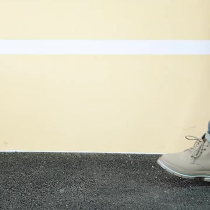 Men's Snow Sports Training Shoes for Autumn and Winter, Featuring a Plush-lined Thick Design for All-over Comfort. Soft, Light Beige-friendly, and Thickly Insulated for Warmth, Suitable for Various Winter Leisure Activities.