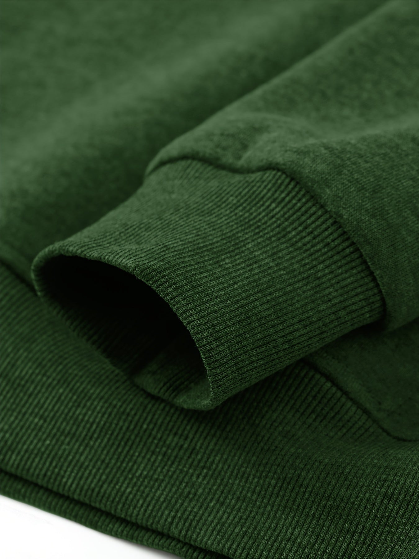 Տղամարդու մարզահագուստ, երկկտոր վերնաշապիկ, սպորտային համազգեստի հավաքածուներ, վազքի համար նախատեսված սպորտային կոստյումներ՝ լարով