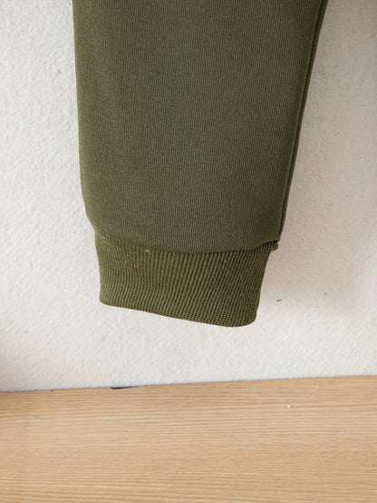 Տղաների հարմարավետ բրդյա աստառով վերնաշապիկի և սպորտային տաբատի հավաքածու - ձիթապտղի կանաչ, առօրյա ձմեռային հագուստ գրպաններով, հաստ տաքություն աշնան և ձմռան համար, սովորական չափսի, առօրյա հագուստ, բացօթյա օգտագործման համար