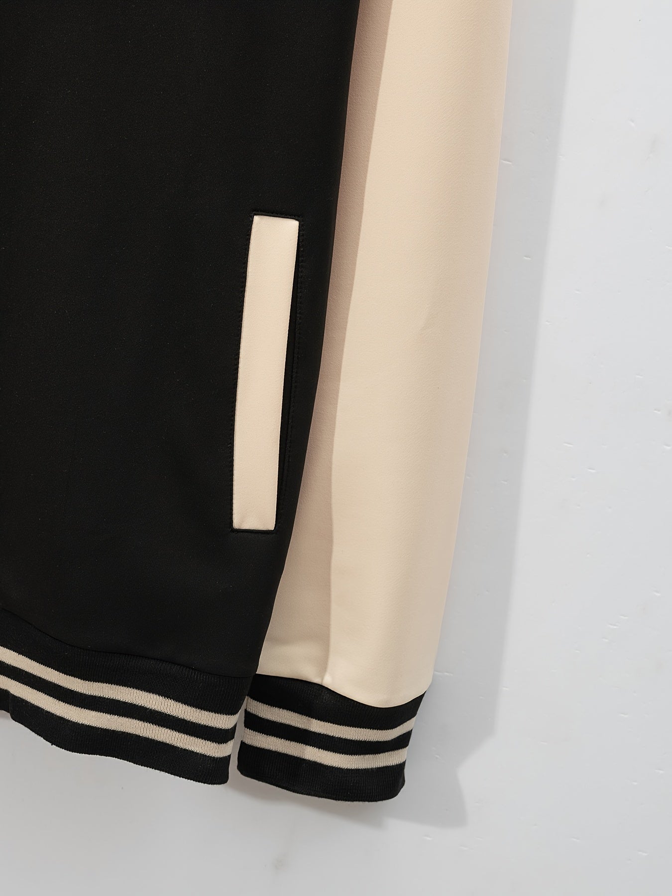 Տղամարդու ամենօրյա բեյսբոլի օձիքով բաճկոնի և տաբատի հավաքածու, գունային բլոկներով երկար թևքերով սվիտեր և սպորտային տաբատ, պոլիեսթերից հյուսված կոստյում կոճակներով, գարուն/աշուն հավաքածու