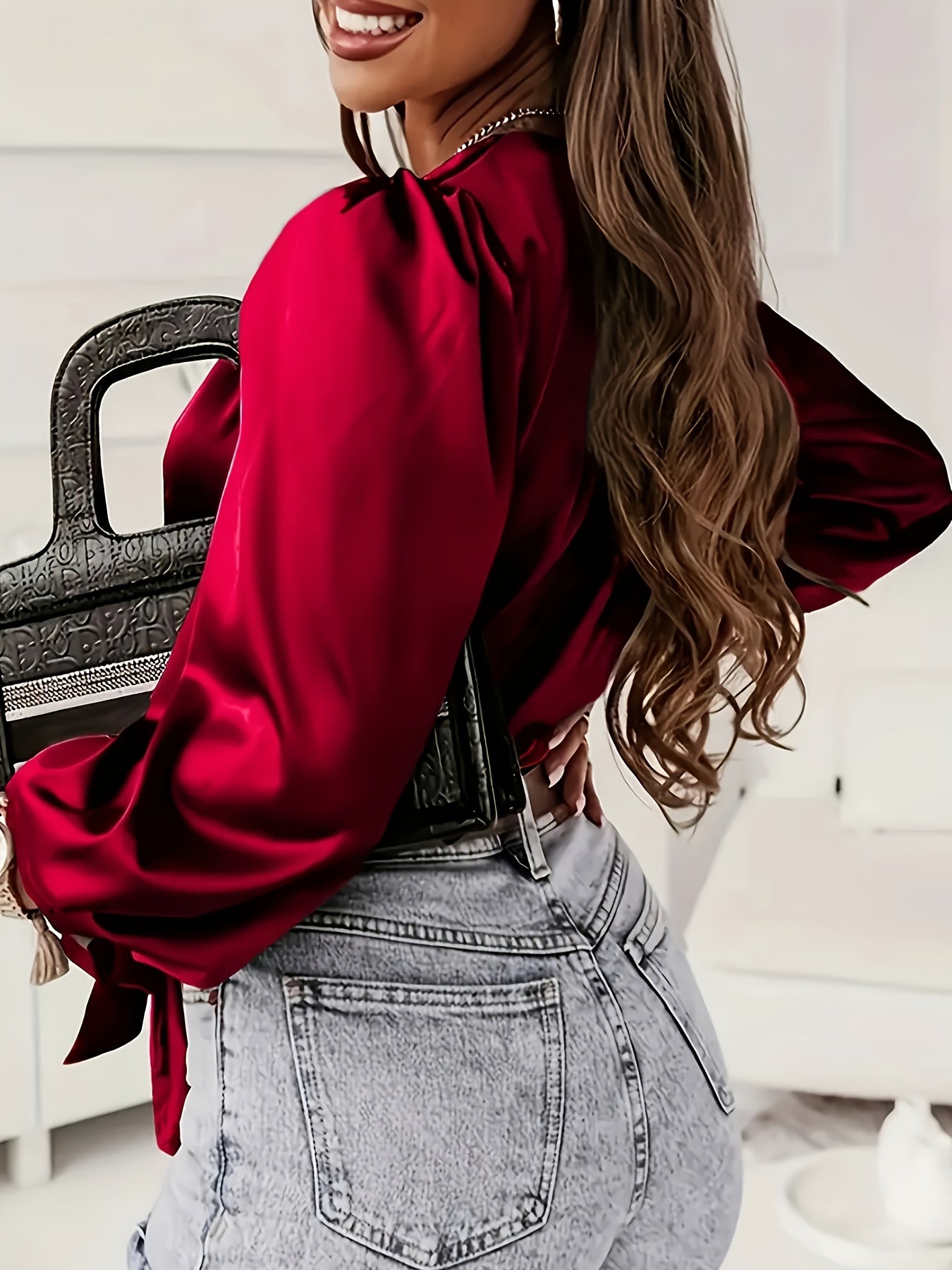 Գոտիով և խաչաձև օձիքով վերնաշապիկ BK052832, Գարնանային և աշնանային կանացի էլեգանտ երկարաթև կարճ վերնաշապիկ W0124