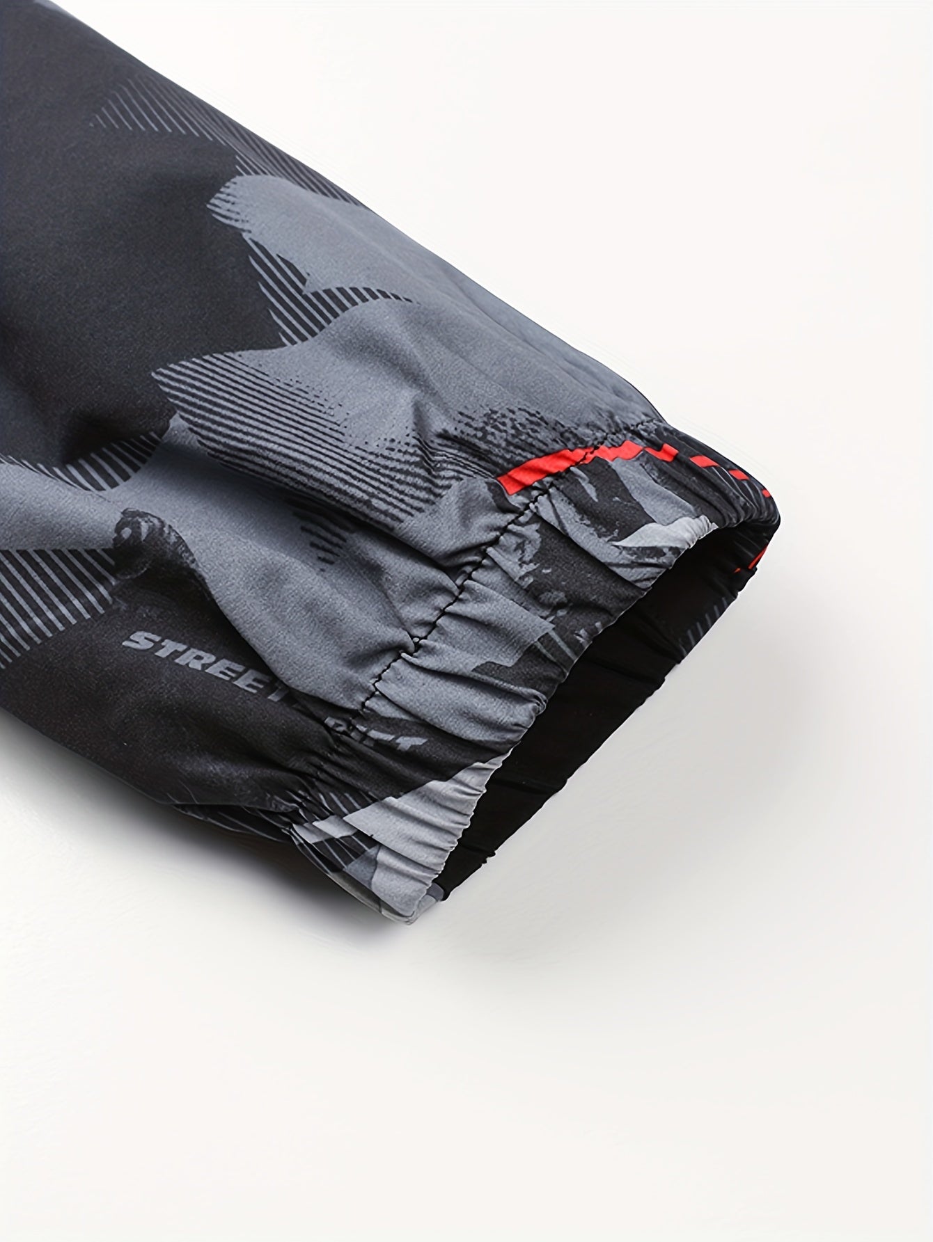 Men'S Lightweight Climbing Hooded Jacket - Quick-Dry Windproof Outdoor Sports Coat with Camouflage Pattern, Spring/Fall Casual & Training Wear, Regular Fit for Hiking, Running, Gym, Hiking Apparel, Durable Fabric