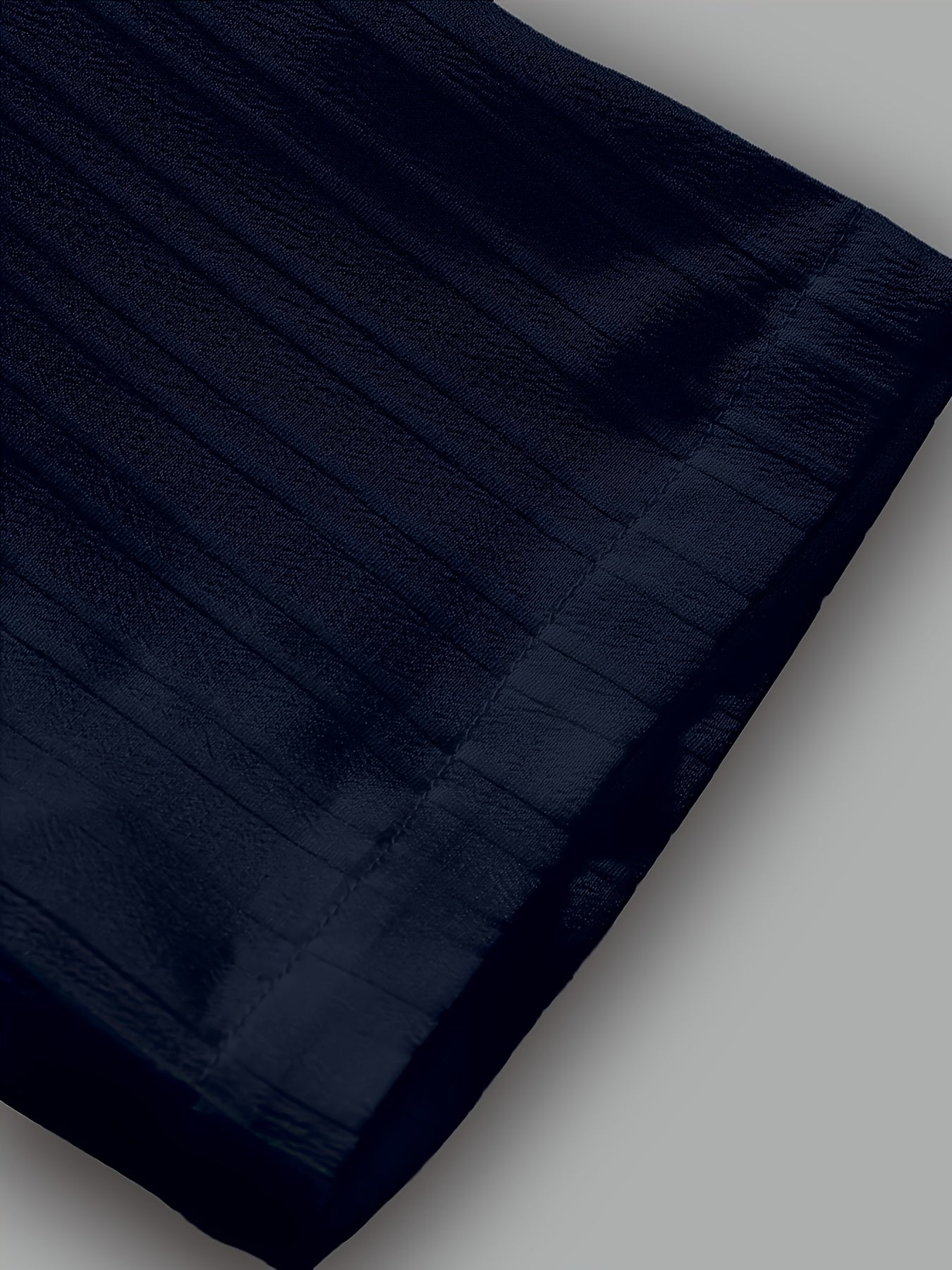 2-Piece Men's Summer Striped Polyester Suit, Short Sleeve Stand Collar Shirt and Drawstring Pants, Non-Stretch Fabric, Suitable for Casual Wear and Beach Vacation, Solid Color