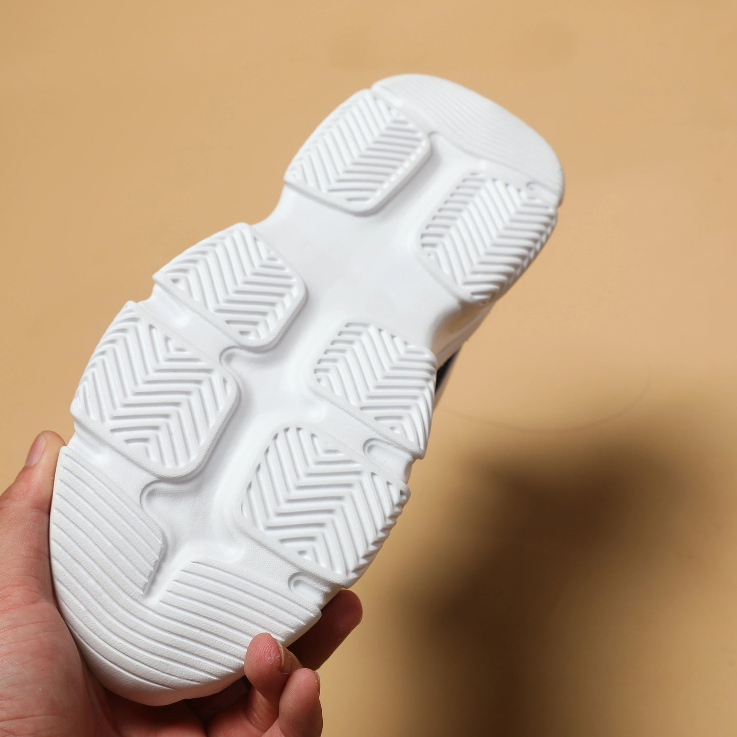 Հաստ ներբանով, հարվածամեղմ, հաստ, ամուր սպորտային կոշիկներ, ցանցկեն, շնչող, թեթև, կապած վազքի կոշիկներ, ցածր կտրվածքով, մաշվածության դիմացկուն սպորտային կոշիկներ