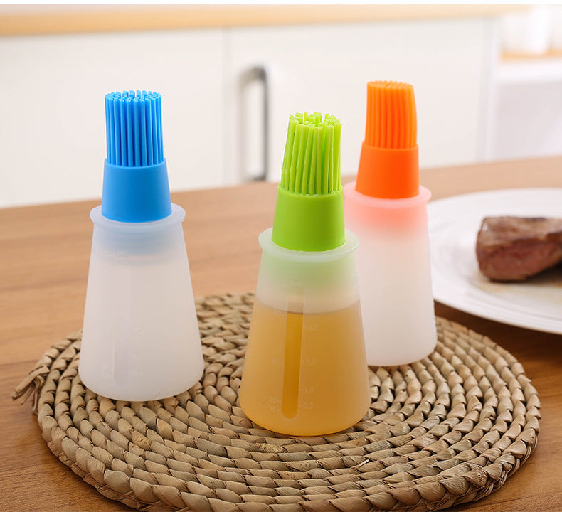 1pc Portable Silicone Oil Bottle With Brush Grill Oil Brushes Pastry Plastic Kitchen Oil Bottle Outdoor Baking BBQ Brush