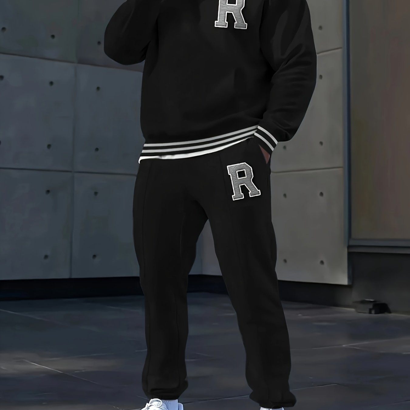 Տղամարդու տառերով վերնաշապիկով սպորտային տաբատների հավաքածու՝ 2 հատ