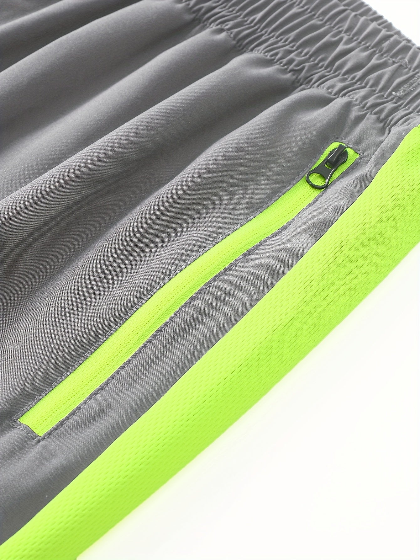 Տղամարդու առօրյա, պատչվորք սպորտային կոստյում՝ հարմարավետ և լավ կրելու համար, վերարկու և երկար տաբատ մարզահագուստ