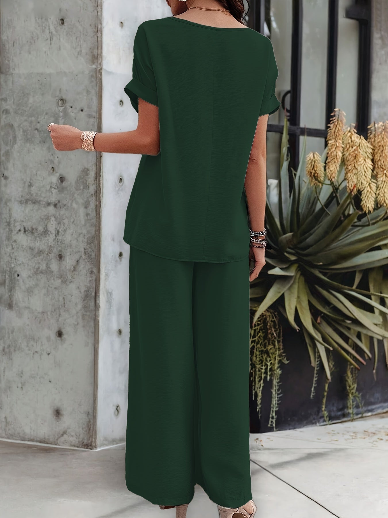 [Elegant Set + Short Sleeve Top and Pants]