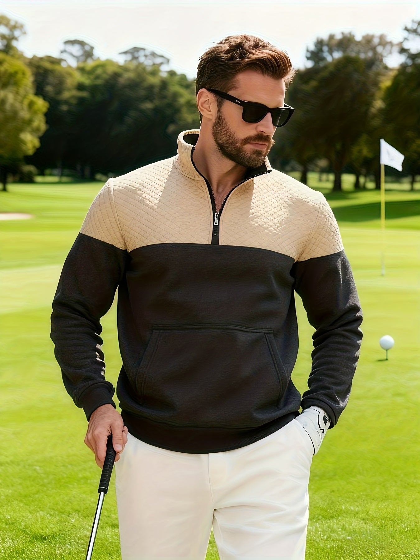 Տղամարդու աշնանային և ձմեռային կիսաճտքավոր սպորտային սվիտեր՝ հարմար մարզումների, վազքի և ֆիթնեսի համար, ոճային և հարմարավետ դիզայնով, փոքր վանդակավոր կանգնած օձիքով և հասանելի է մեծ չափսերով։