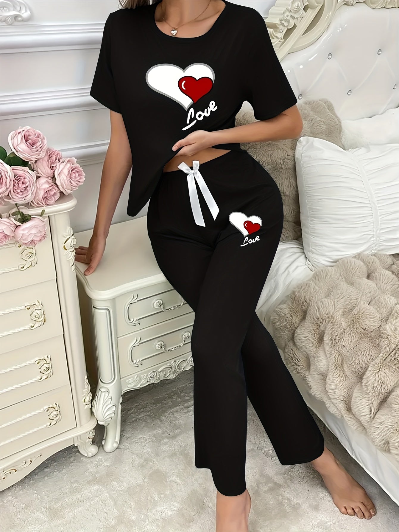 Casual Leisure Suit, Women's Double Love Print Short Sleeve Round Neck T-shirt and Pants Pajama Two-Piece Set Casual Comfortable Soft Home Clothes