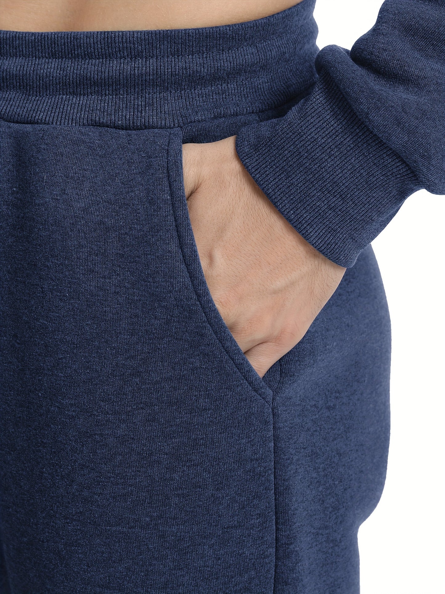 Տղամարդու մարզահագուստ, երկկտոր վերնաշապիկ, սպորտային համազգեստի հավաքածուներ, վազքի համար նախատեսված սպորտային կոստյումներ՝ լարով