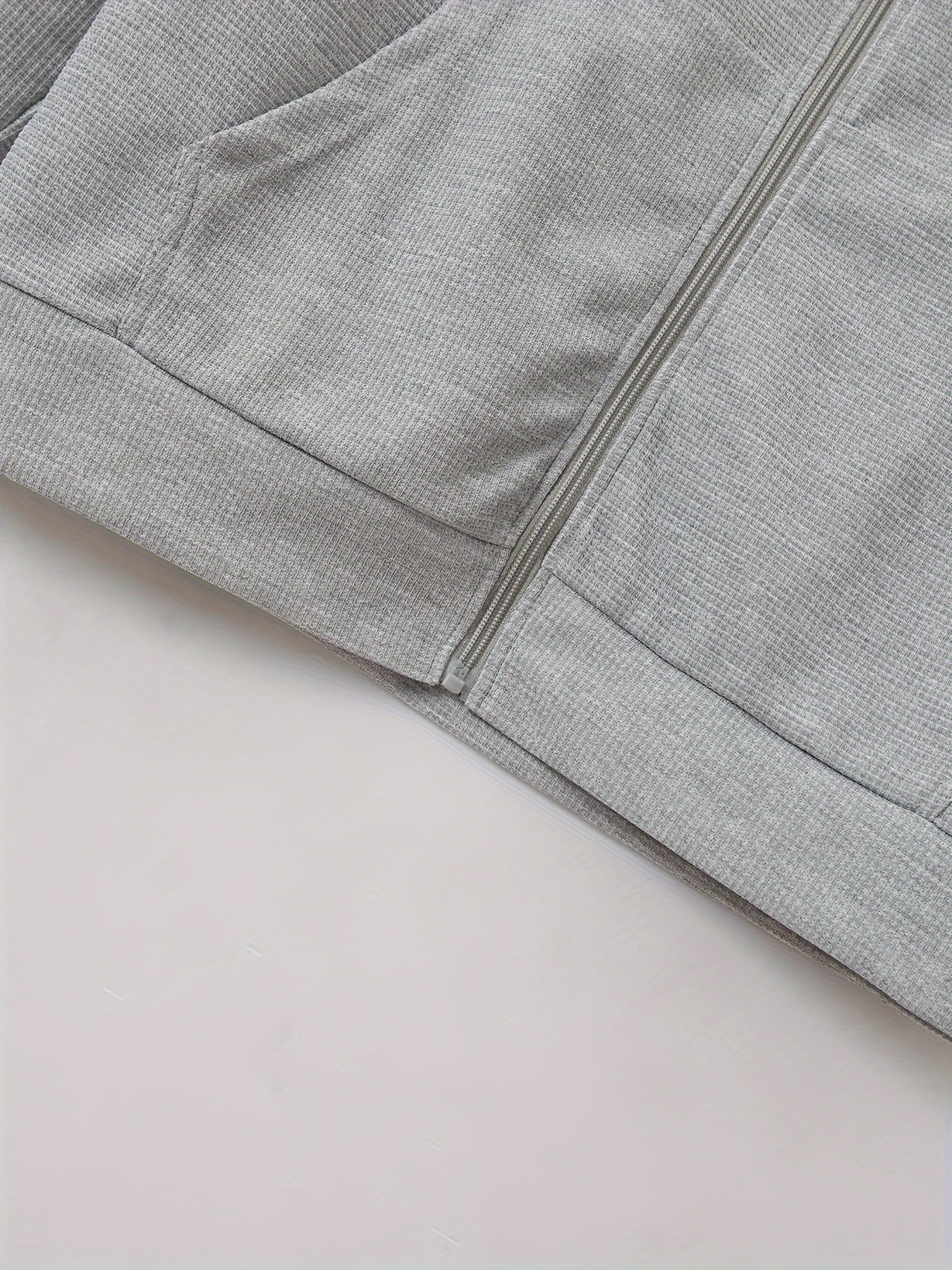 Տղամարդու թեթև բաճկոն՝ կանգնած օձիքով - առջևի կայծակաճարմանդով փակվող, սովորական չափսի, առօրյա և պաշտոնական հագուստի համար - Գարուն/աշուն վերնազգեստ սպիտակ/չեզոք երանգներով - Հեշտ խնամքի կայծակաճարմանդով բաճկոն