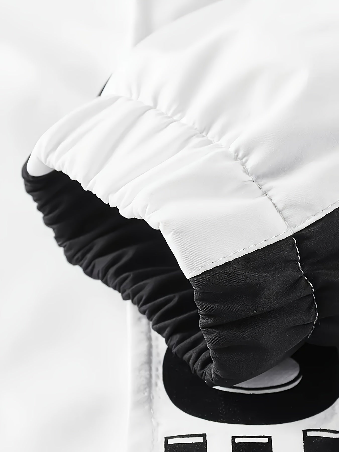 2025 թվականի նոր սպորտային հավաքածու տղամարդկանց համար՝ գարնանային և աշնանային, նորաձև, տպագիր բաճկոն, 100% պոլիեսթեր, փափուկ գործվածք, լվացքի մեքենայով լվացվող, սպորտային ազատ վազքի համազգեստի 2 հատանոց հավաքածու, դեռահասների համար