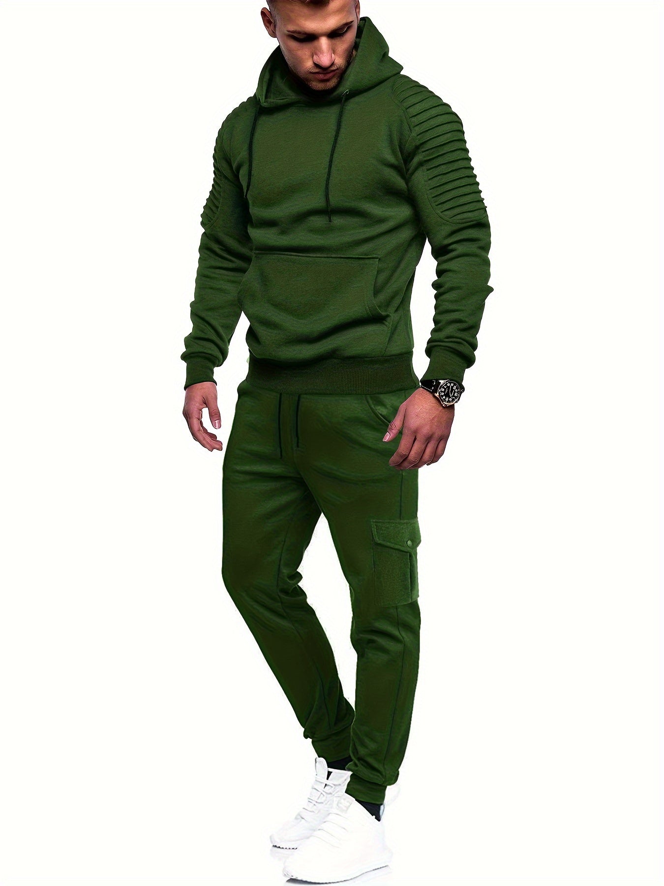 Տղամարդու մարզահագուստ, երկկտոր վերնաշապիկ, սպորտային համազգեստի հավաքածուներ, վազքի համար նախատեսված սպորտային կոստյումներ՝ լարով