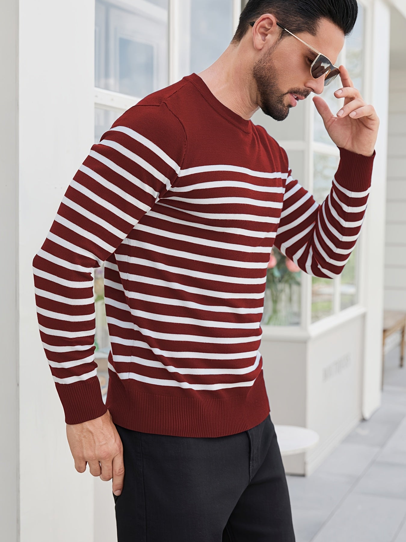 Գարնանային և աշնանային ամենօրյա երկգույն գծավոր տղամարդու սվիտեր-պուլովեր՝ գունավոր բլոկներով, կլոր վզնոցով, տղամարդու տրիկոտաժե վերնաշապիկ