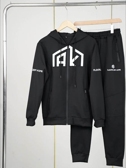 Տղամարդու AK տառերով տպագրությամբ երկար թևքերով վերնաշապիկ՝ կայծակաճարմանդով և երկար տաբատով, երկկտոր հավաքածու, թեթևակի ձգվող հարմարավետ հագուստ գարնան և աշնան համար