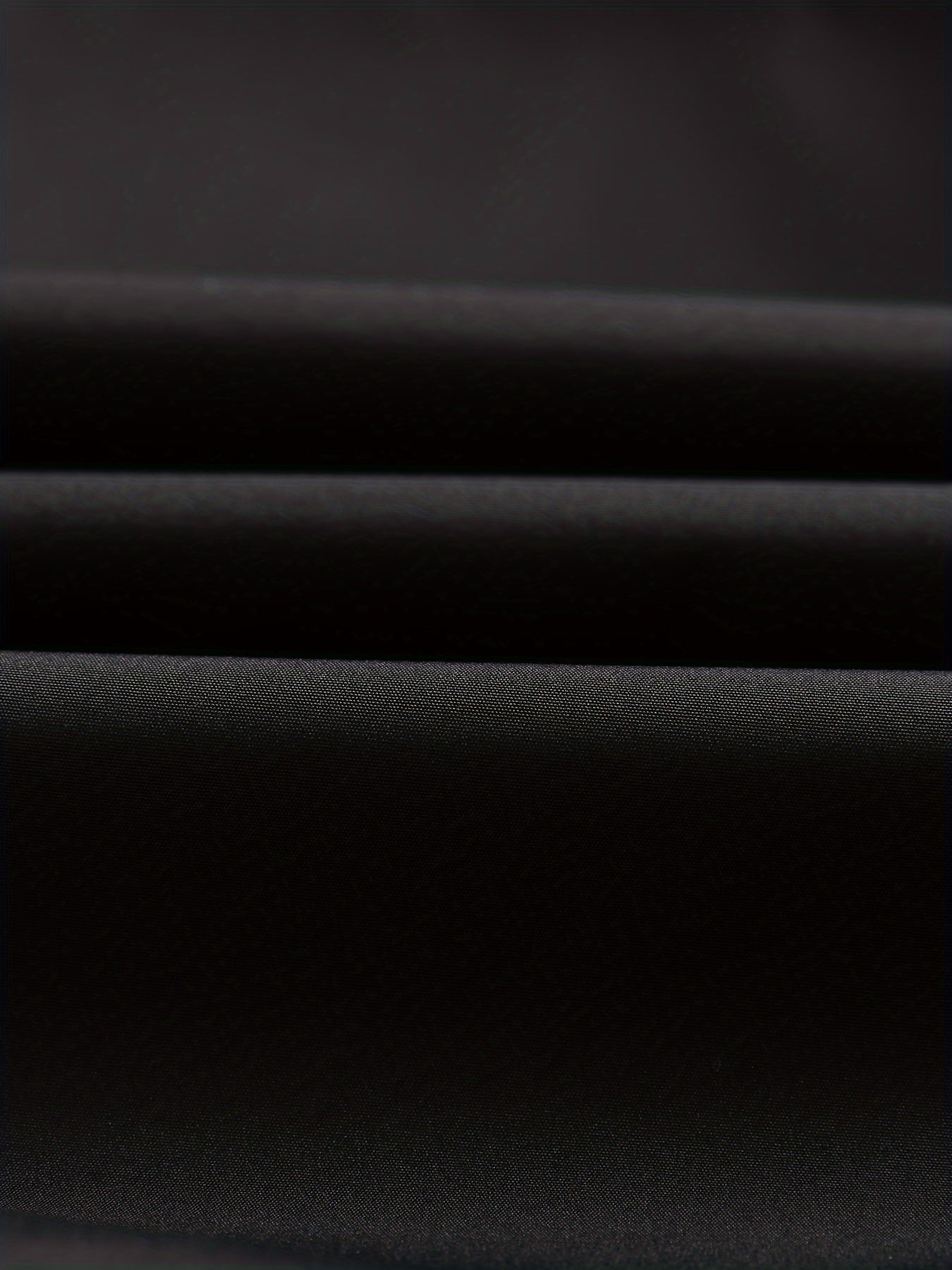 Տղամարդու թեթև բաճկոն՝ նեղ, կայծակաճարմանդով վերարկու՝ կանգնած օձիքով, թեթև վերնազգեստ՝ գարնանային/աշնանային, գրասենյակային, ճանապարհորդական, ամենօրյա՝ կայծակաճարմանդով փակվող, առօրյա բլեյզեր