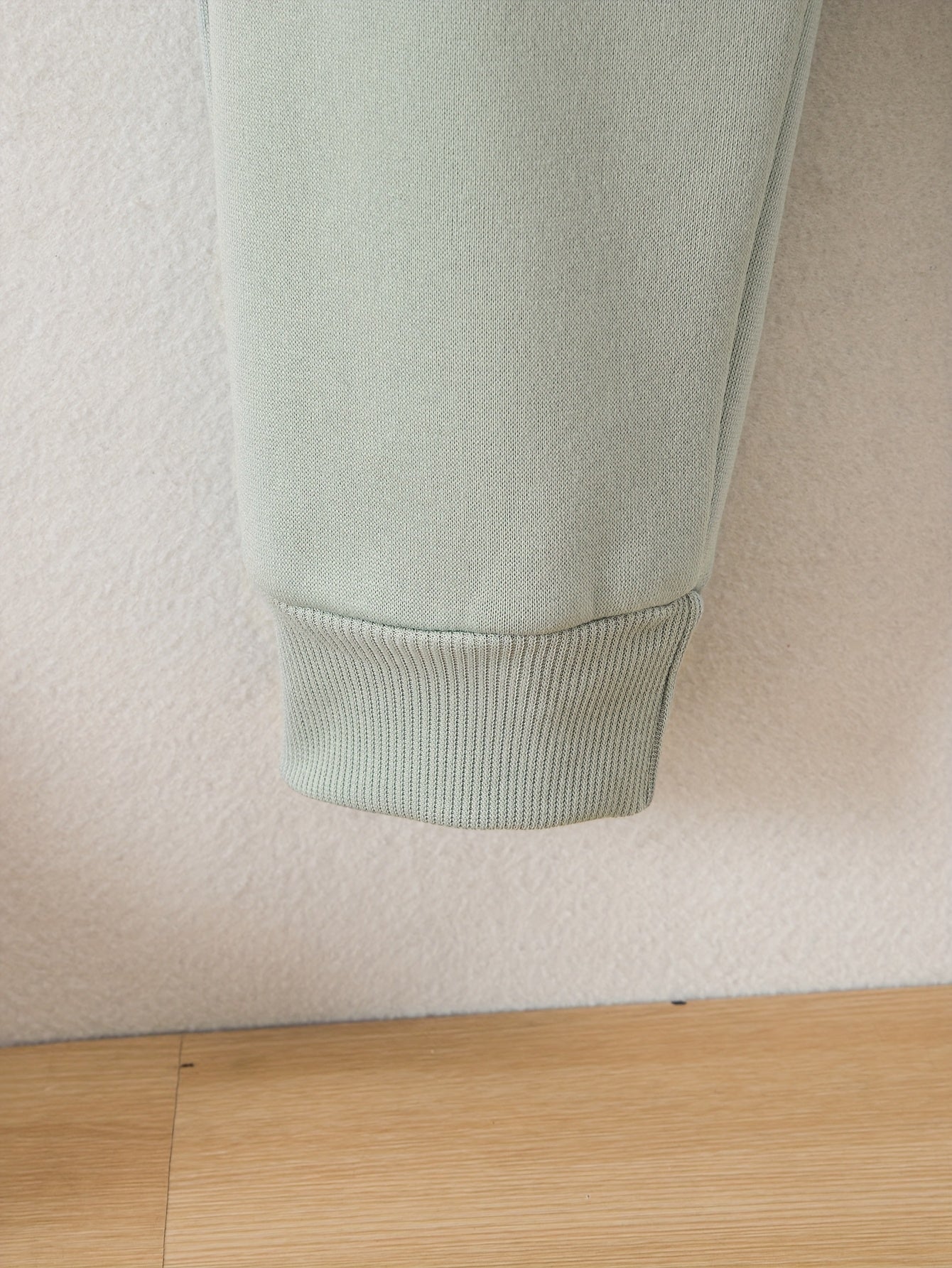 Տղաների հարմարավետ բրդյա աստառով վերնաշապիկի և սպորտային տաբատի հավաքածու - ձիթապտղի կանաչ, առօրյա ձմեռային հագուստ գրպաններով, հաստ տաքություն աշնան և ձմռան համար, սովորական չափսի, առօրյա հագուստ, բացօթյա օգտագործման համար