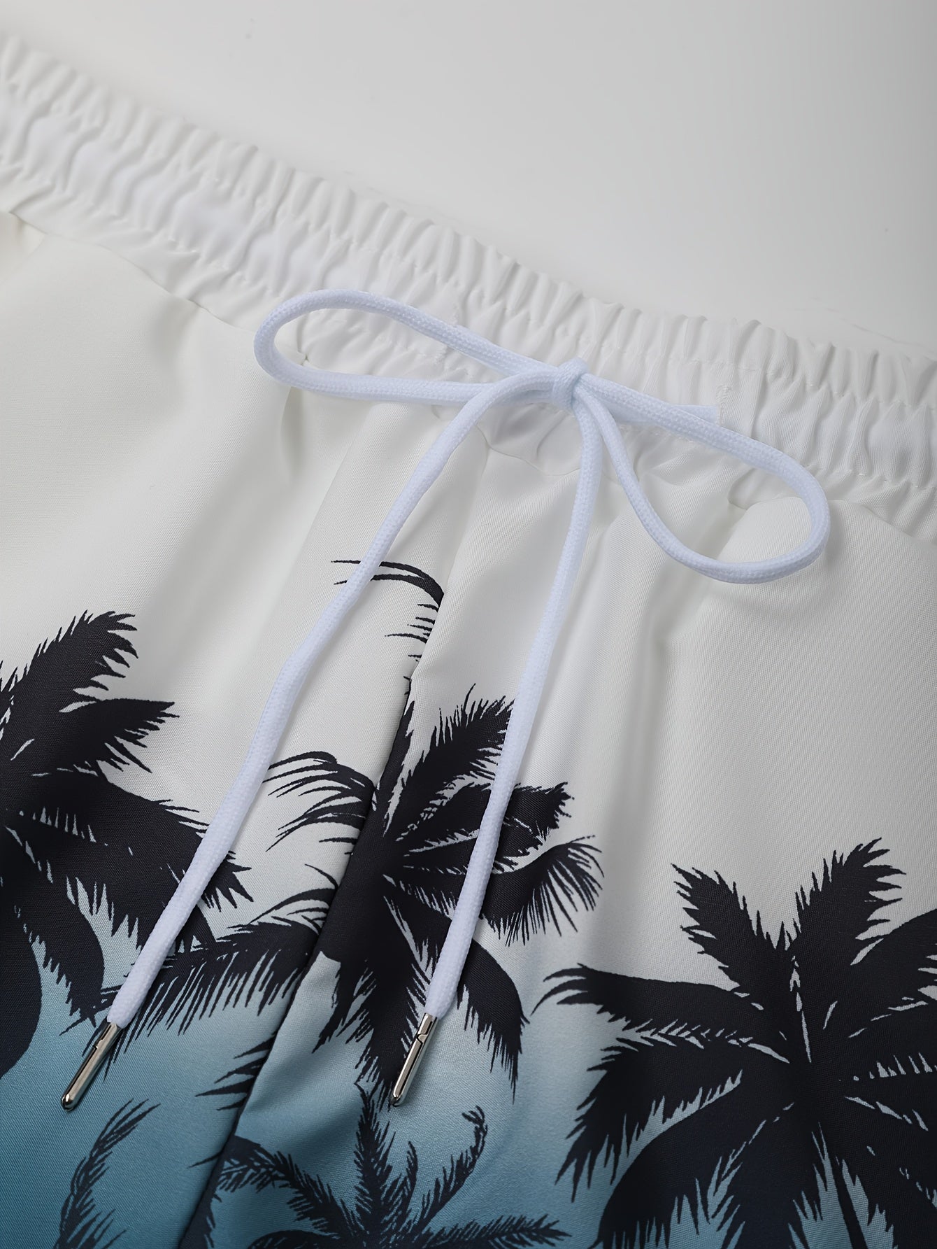 Men'S Casual Gradient Coconut Tree Short Sleeve Shirt + Shorts 2pcs Set - Tropical Palm Print, Button-Up Collared Design, Lightweight Polyester Blend for Spring/Summer Outings, Summer Outfit | Tropical Print | Lightweight Fab