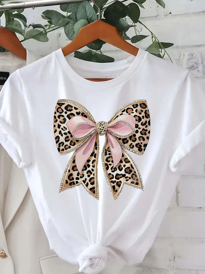 Կանացի ընձառյուծի նախշերով ժապավենաձև շապիկ, կարճ թևքերով, կլոր վզնոցով, ամենօրյա վերնաշապիկ՝ գարնանային և ամառվա համար, նորաձև վարդագույն գրաֆիկական շապիկ՝ ոսկեգույն զարդարանքներով, կանացի շապիկներ