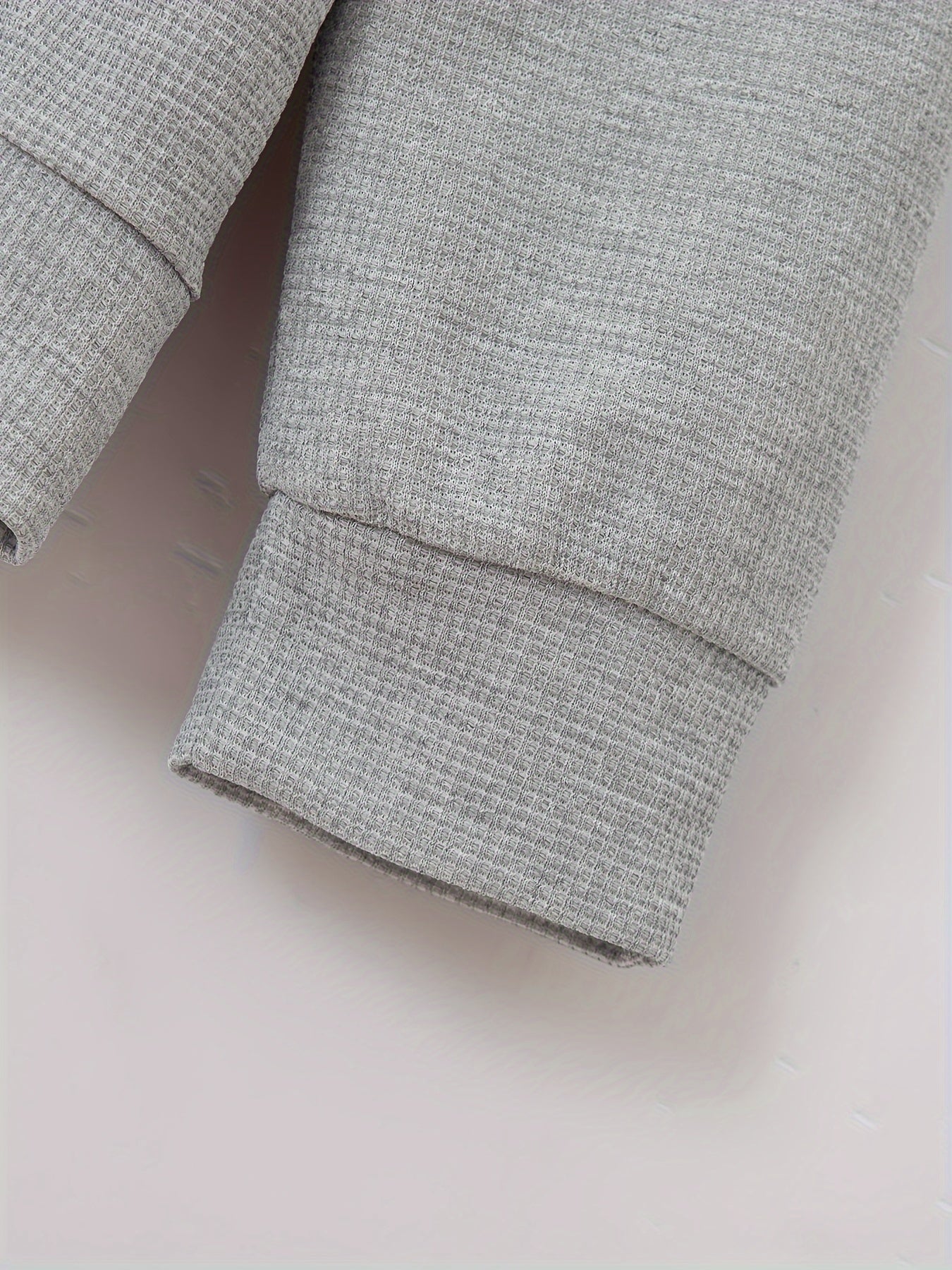 Բեյսբոլի օձիքով բաճկոնի և տաբատի հավաքածու՝ վաֆլի գործվածքից