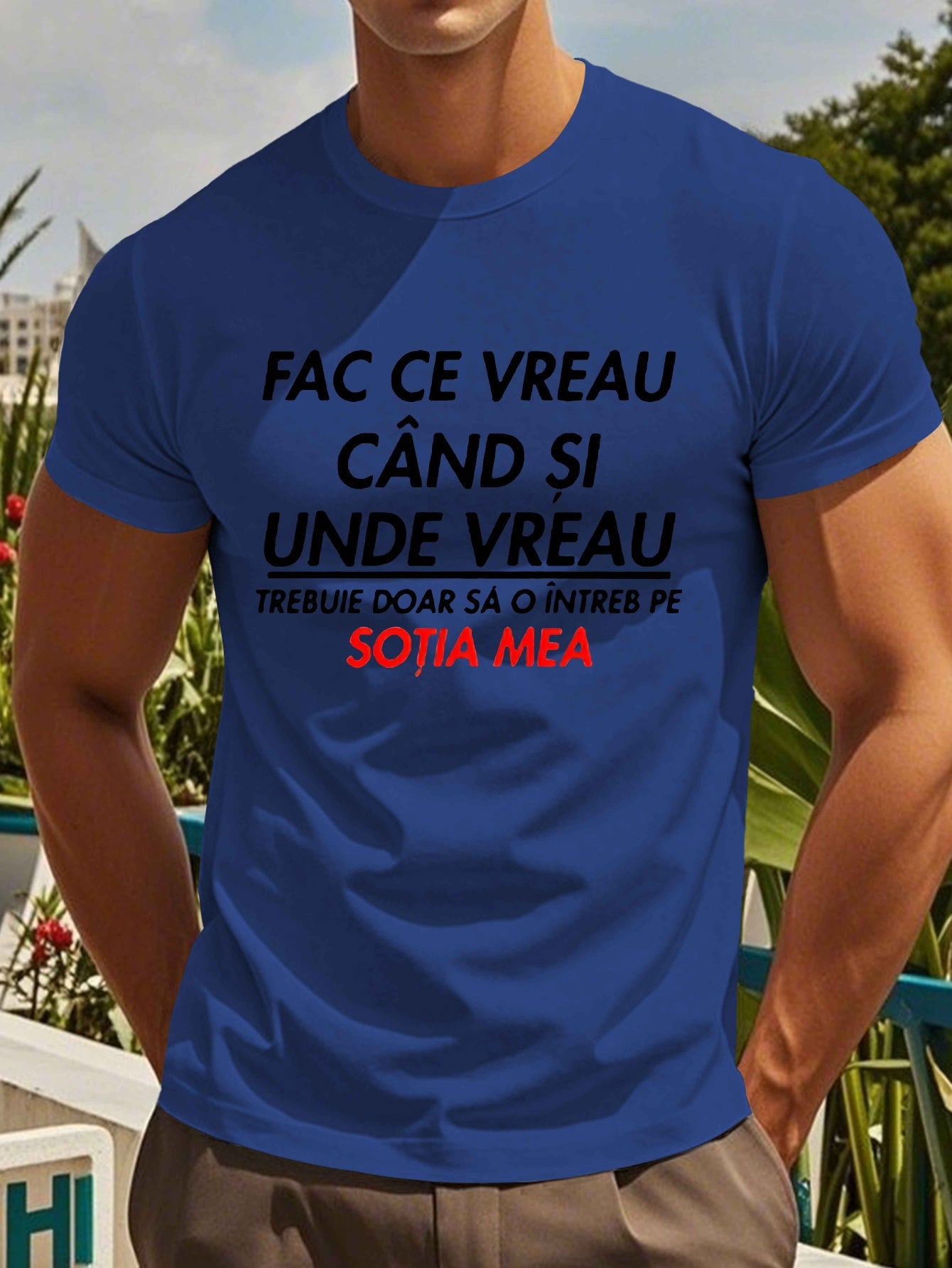 Տղամարդու կարճ թևքով ռումինական «Qitate» գրությամբ շապիկ - «Face Ce Vreau Cand Si Under Breath» տպագրությամբ, թեթև պոլիեսթերային, ամառային ամենօրյա վերնաշապիկ, կլոր վզնոցով, լվացվող մեքենայով, լվացվող մարզաշապիկ՝ թավ տեքստով, թեթև նյութով։