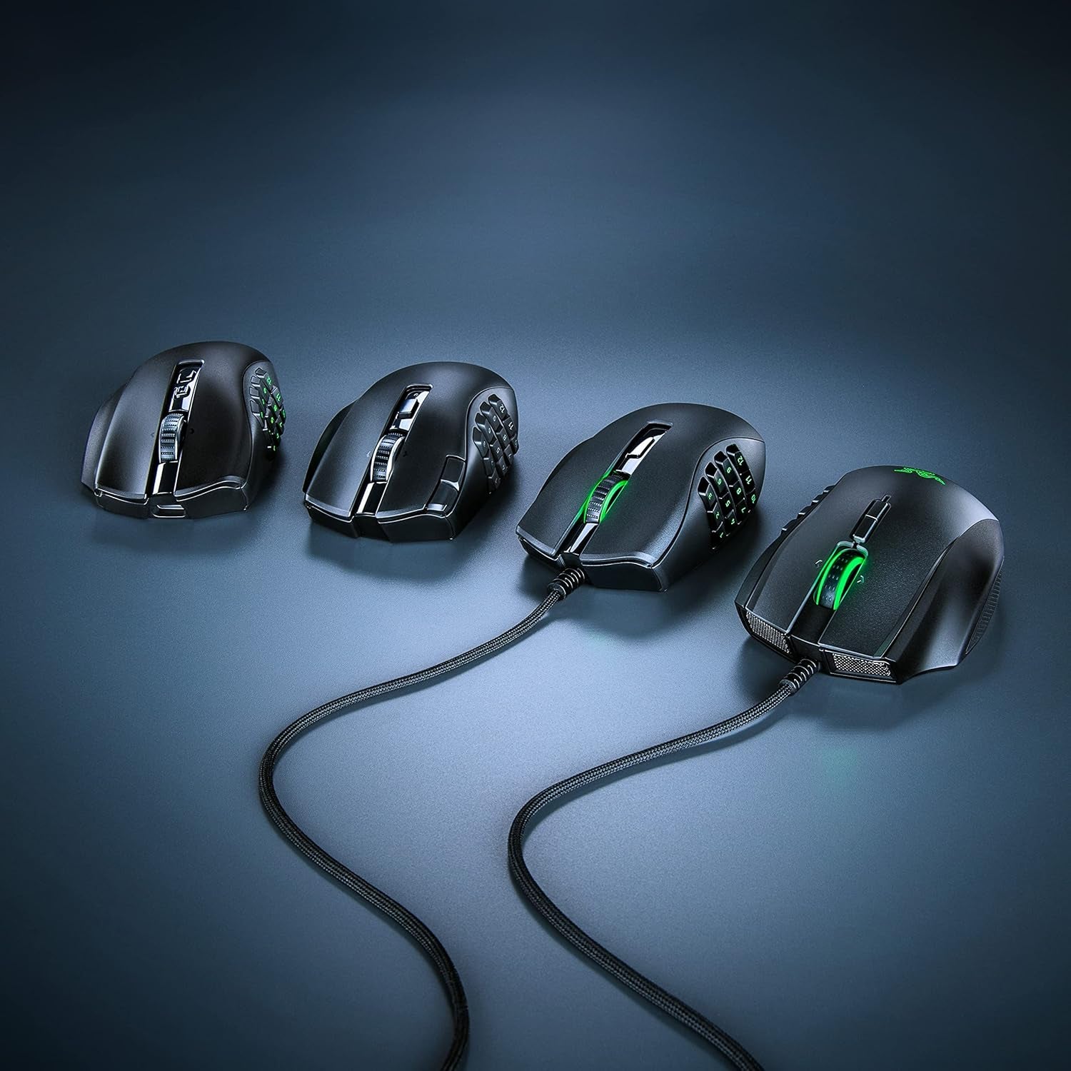 Razer Naga V2 Hyperspeed Wireless MMO Gaming Mouse: 19 Programmable Buttons - Hyperscroll Technology - Focus Pro 30K Optical Sensor - Mechanical Mouse Switches Gen-2 - up to 400 Hr Battery Life