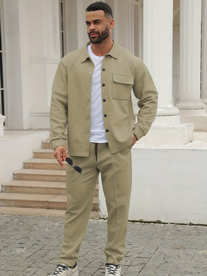 Տղամարդու առօրյա սպորտային հագուստի հավաքածու - Երկար թևքերով, կոճակներով վերնաշապիկ և ջոգեր, ձգվող գործվածքից, գարուն/աշուն հավաքածու