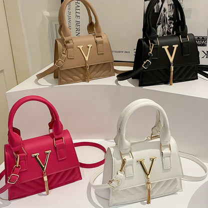 Նորաձև շղթայական պայուսակներ կանանց համար, գարուն-ամառ 2024 թվականի նոր հավաքածու, բարձրակարգ ռելիեֆային դիզայնով, հարմար է ուսերին, ձեռքին և խաչաձև կրելու համար, ոճային ծոպավոր կախազարդերով։