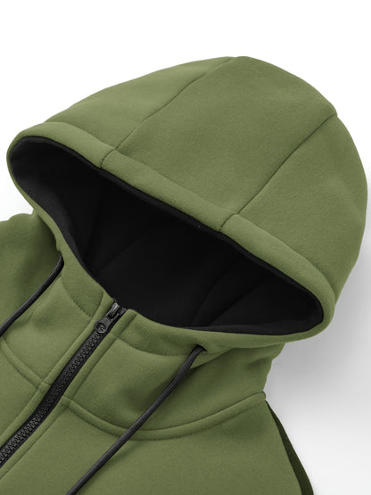 Տղամարդու առօրյա վերնաշապիկի հավաքածու՝ աշնանային և ձմեռային համար, որը ներառում է գլխարկով սվիտեր և սպորտային կարդիգան՝ պատչվորք դիզայնով։