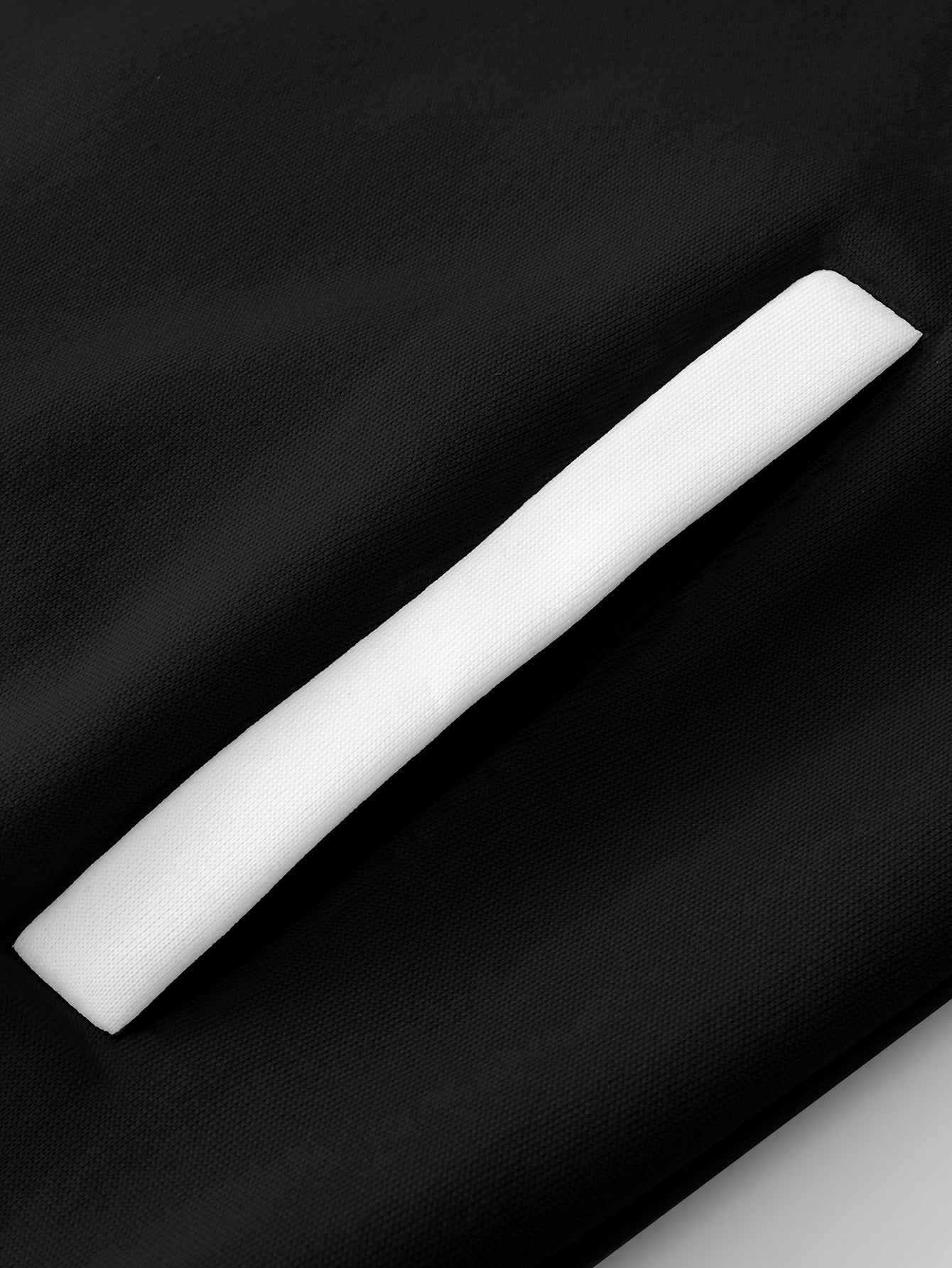 Սպորտային հագուստի անհրաժեշտ հավաքածու, տղամարդու առօրյա 69 հատանոց հավաքածու՝ գունային բլոկներով համալսարանական բաճկոն և A-69 նախշով մարզական տաբատ - պոլիեսթեր, բեյսբոլի օձիք, գրպաններ - իդեալական է աշուն/ձմեռ սեզոնի համար