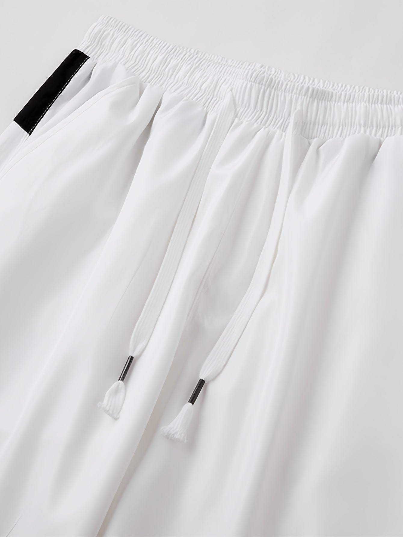 2025 թվականի նոր սպորտային հավաքածու տղամարդկանց համար՝ գարնանային և աշնանային, նորաձև, տպագիր բաճկոն, 100% պոլիեսթեր, փափուկ գործվածք, լվացքի մեքենայով լվացվող, սպորտային ազատ վազքի համազգեստի 2 հատանոց հավաքածու, դեռահասների համար