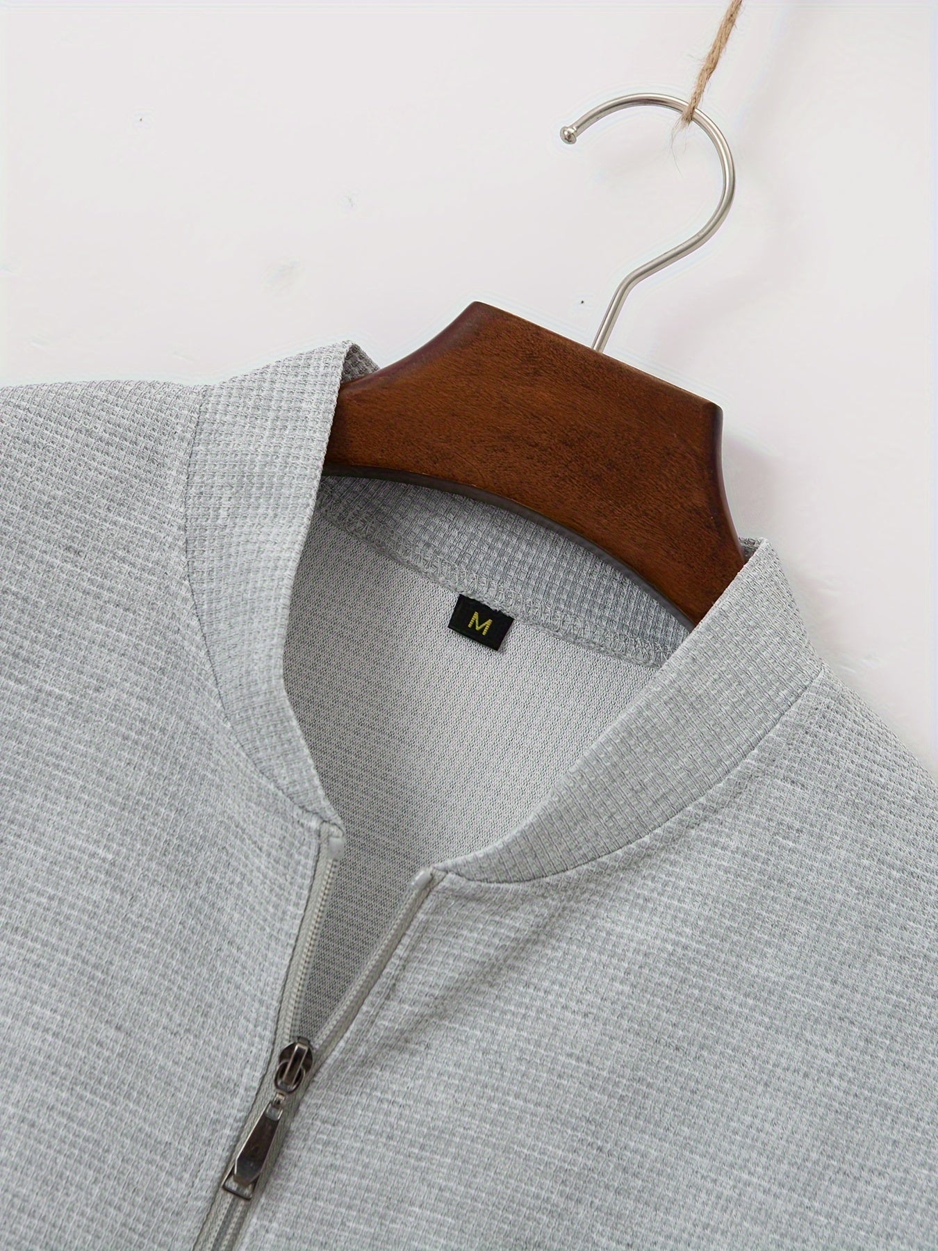 Բեյսբոլի օձիքով բաճկոնի և տաբատի հավաքածու՝ վաֆլի գործվածքից