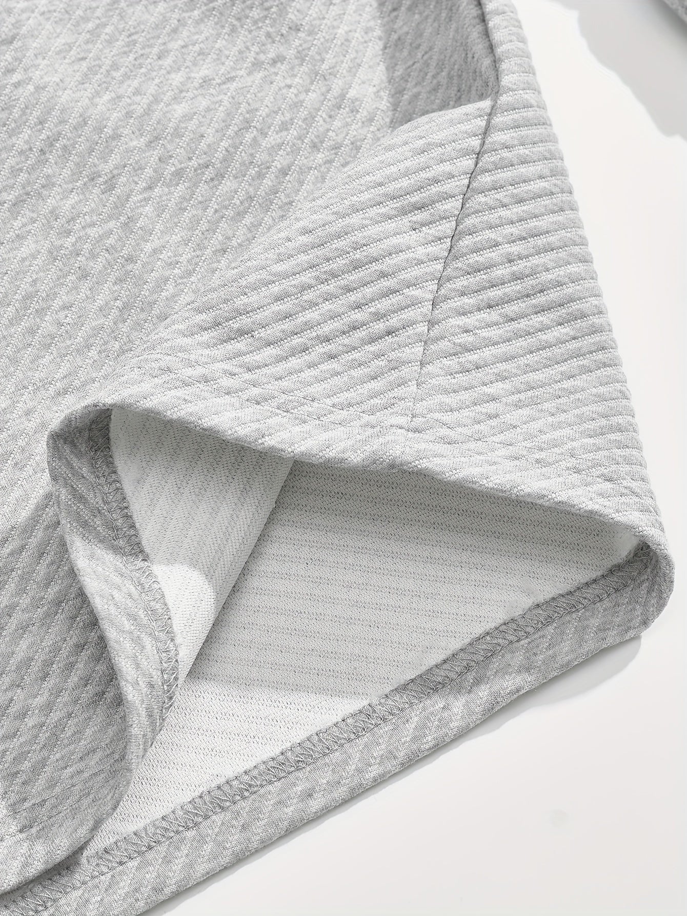 Տղամարդու առօրյա սպորտային հագուստի հավաքածու - Երկար թևքերով, կոճակներով վերնաշապիկ և ջոգեր, ձգվող գործվածքից, գարուն/աշուն հավաքածու