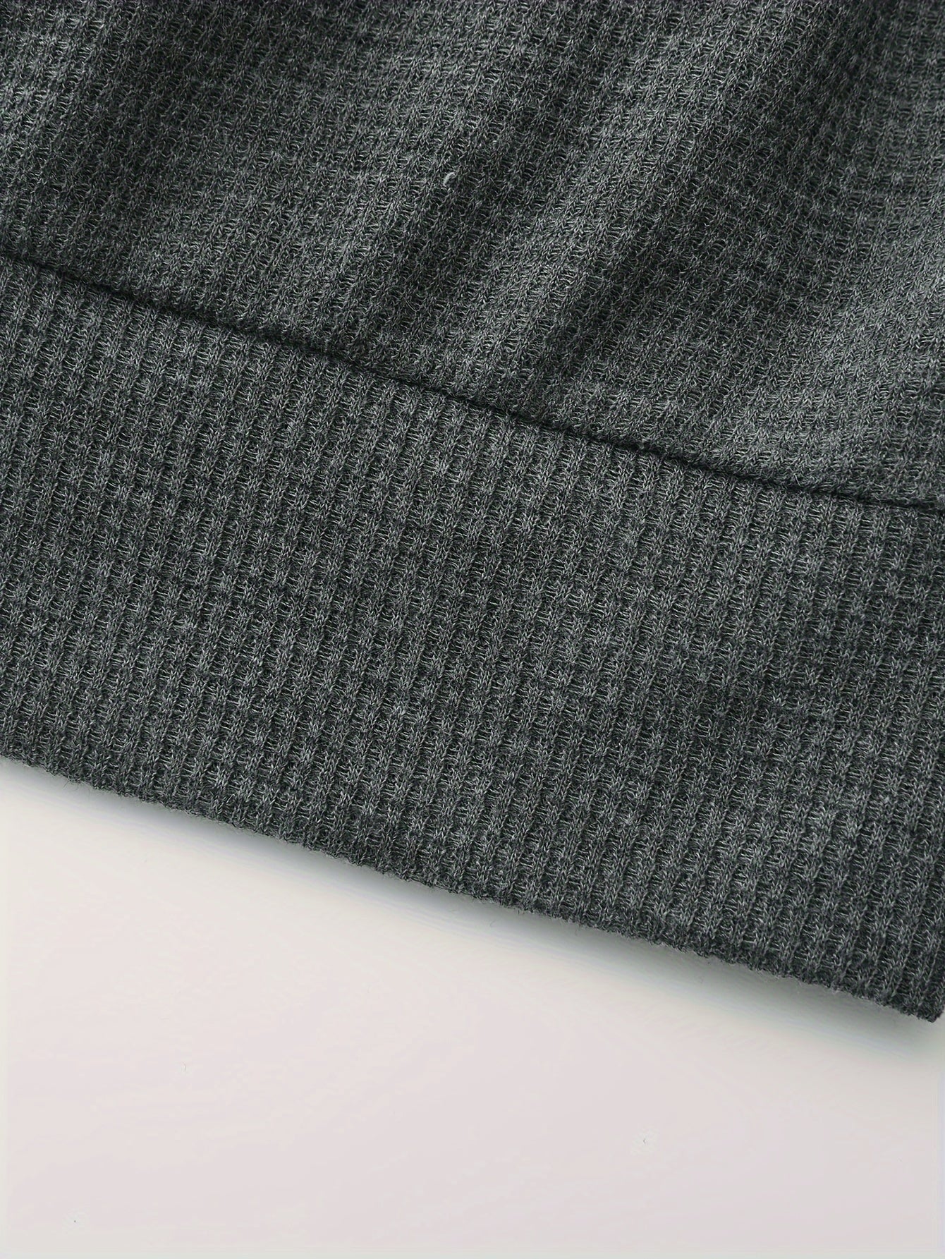 1 հատ տղամարդու ամենօրյա պոլիեսթերային կայծակաճարմանդով բաճկոն՝ օձիքով, միագույն, թեթևակի ձգվող, հյուսված կտորից, սովորական չափսերով, առանց աստառի - Գարուն/աշուն վերնազգեստ