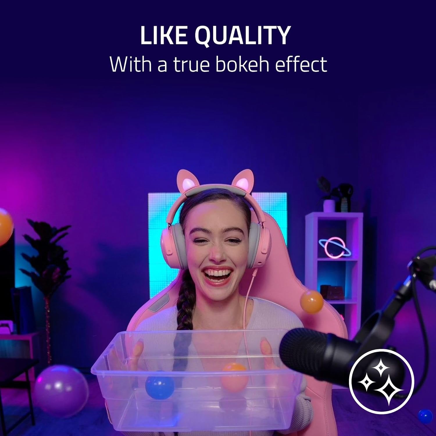 Razer Kiyo Pro Ultra 4K Webcam: Large Sensor - Auto Light Correction - Built-In Mic and Shutter - Pro Grade Content Creation, Streaming, Gaming, Video Calls - Works with OBS, Xsplit, PC, Zoom, Teams