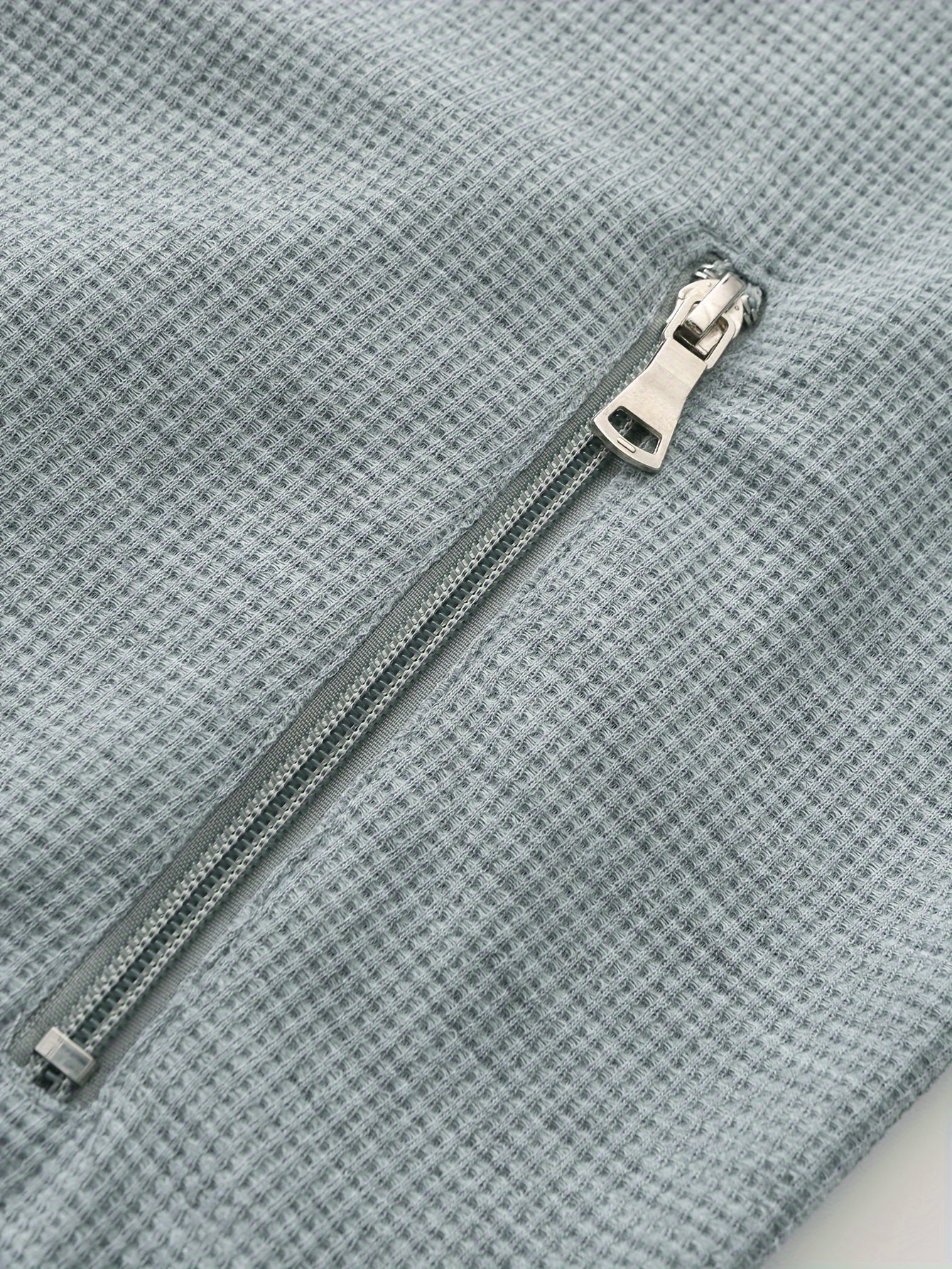 1 հատ տղամարդու ամենօրյա պոլիեսթերային կայծակաճարմանդով բաճկոն՝ օձիքով, միագույն, թեթևակի ձգվող, հյուսված կտորից, սովորական չափսերով, առանց աստառի - Գարուն/աշուն վերնազգեստ