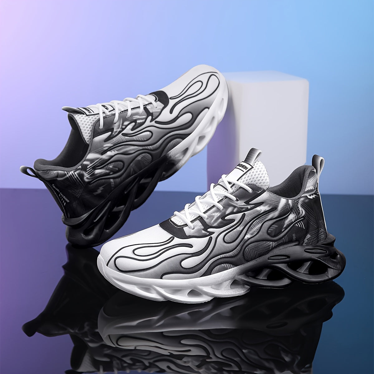 Նորաձև սև-սպիտակ գրադիենտային սպորտային կոշիկներ՝ շնչող ցանցով, հաստ ներբանով՝ հասակը մեծացնելու համար, նորաձև սպորտային, առօրյա վազքի կոշիկներ՝ բոցավառ դիզայնով, իդեալական ուսանողների համար՝ առօրյա հագուստով, բարձրակրունկ սպորտային կոշիկներ