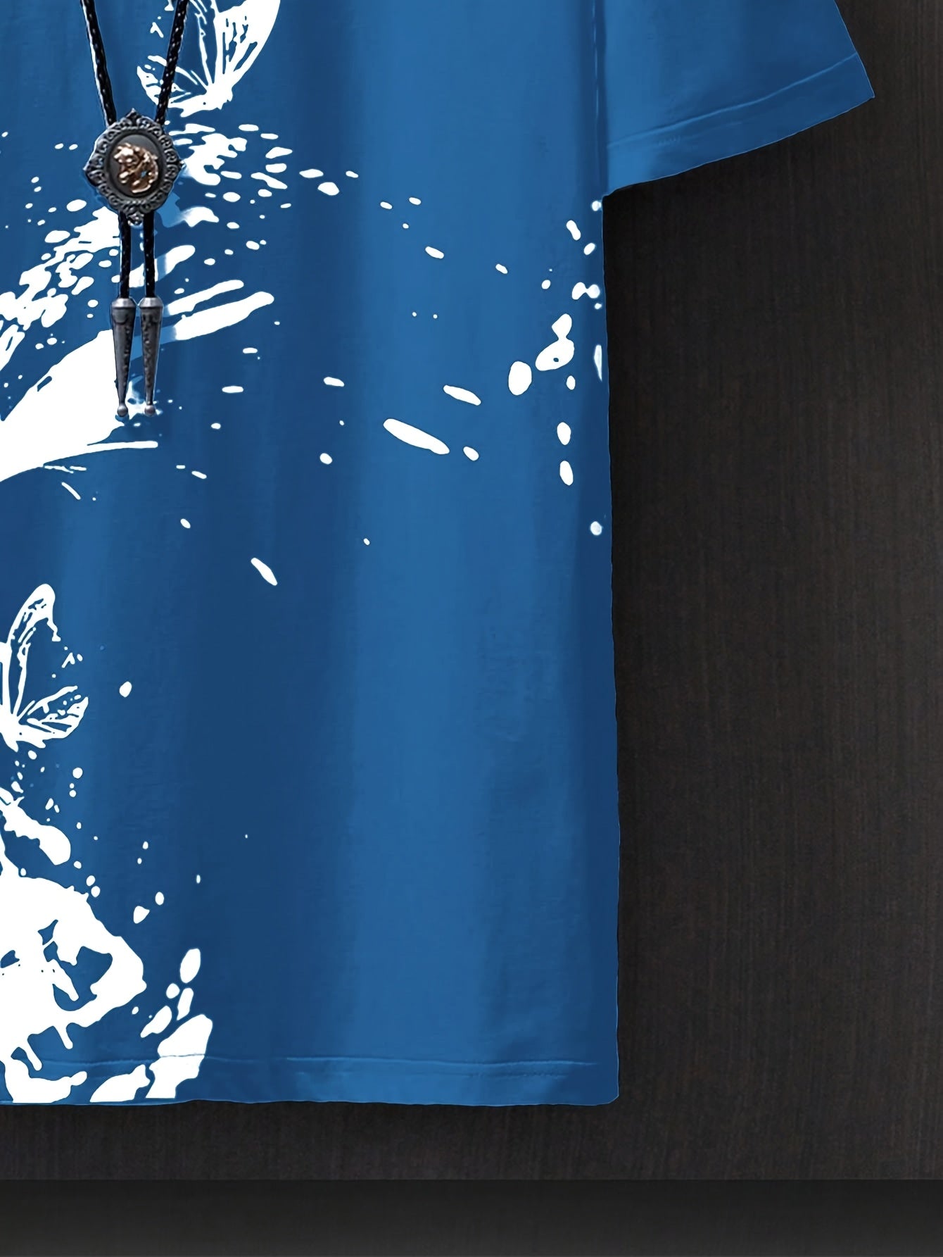 Տղամարդու հարթ ուսերով, թիթեռի նախշերով, կարճ թևքերով մարզաշապիկ XT7119