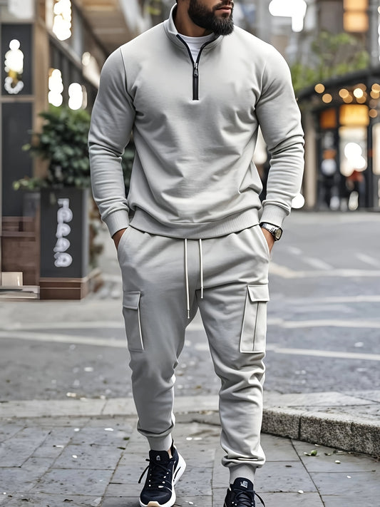 Բազմակողմանի համույթ, տղամարդկանց համար նախատեսված առօրյա 2 հատանոց հավաքածու. Բարձր վզնոցով ծանր, կայծակաճարմանդով սվիտեր և գրպաններով աշխատանքային տաբատ՝ միագույն, փափուկ գործվածքից՝ աշուն/ձմեռ համար