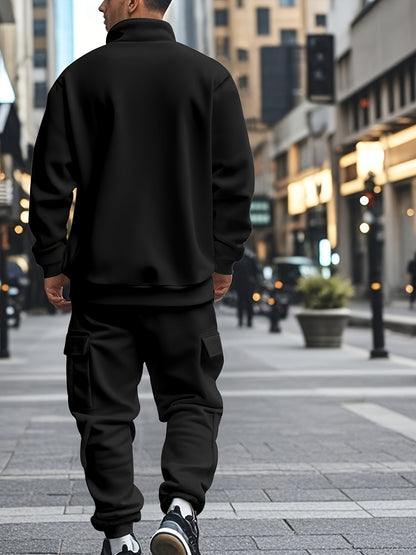 Բազմակողմանի համույթ, տղամարդկանց համար նախատեսված առօրյա 2 հատանոց հավաքածու. Բարձր վզնոցով ծանր, կայծակաճարմանդով սվիտեր և գրպաններով աշխատանքային տաբատ՝ միագույն, փափուկ գործվածքից՝ աշուն/ձմեռ համար