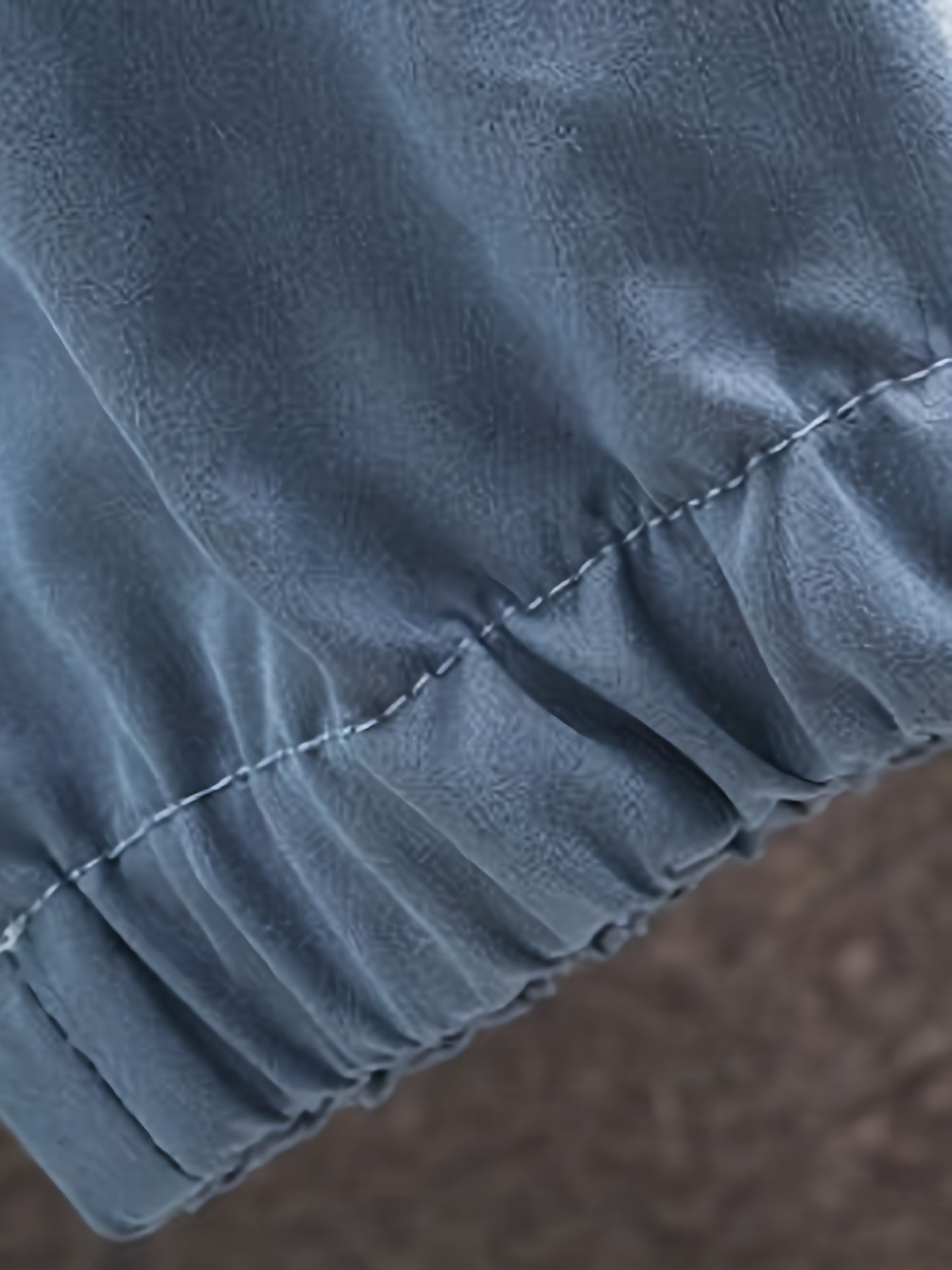 Տղամարդկանց գարուն-աշուն բացօթյա սպորտաձևերի մարզումների համար նախատեսված ամենօրյա գունային բլոկներով կարված վերնաշապիկով, կարգավորվող հավաքածու՝ տնային վերնաշապիկով և տաբատով, նորաձև քամուց պաշտպանող բաճկոնով, տաբատով, երկկտոր կոստյումով