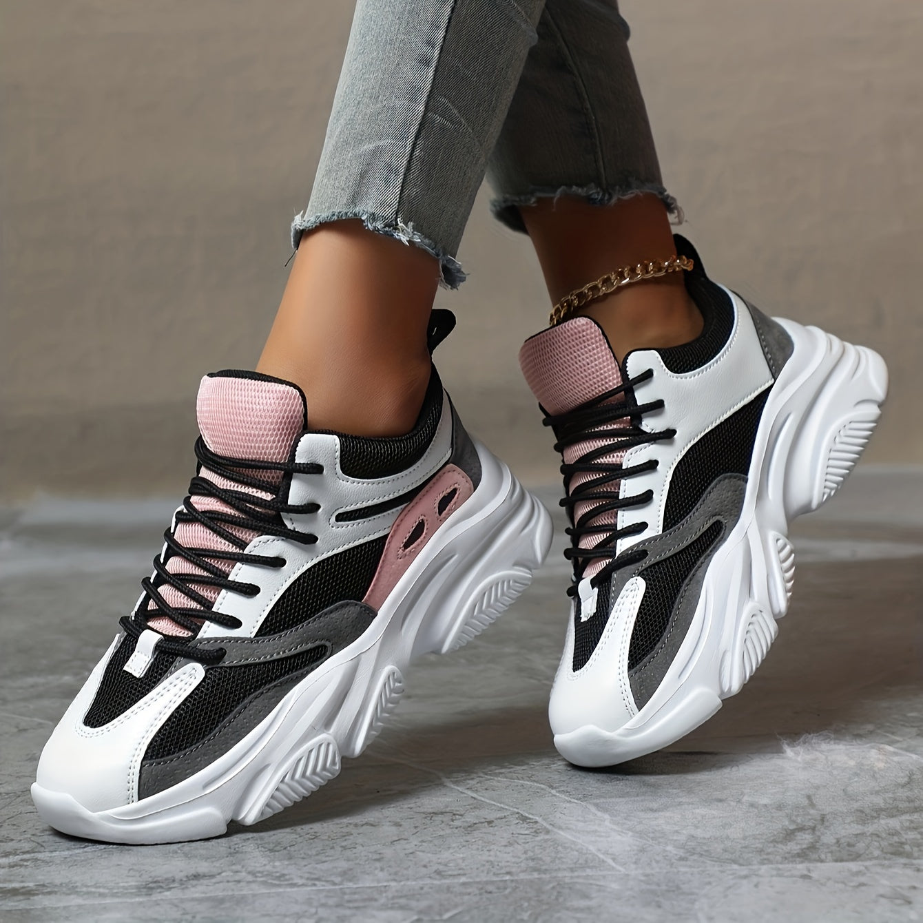 Հաստ ներբանով, հարվածամեղմ, հաստ, ամուր սպորտային կոշիկներ, ցանցկեն, շնչող, թեթև, կապած վազքի կոշիկներ, ցածր կտրվածքով, մաշվածության դիմացկուն սպորտային կոշիկներ